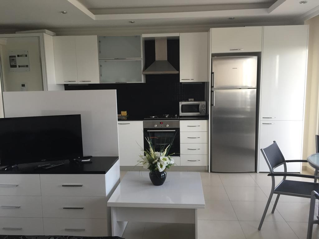 Sea View Studio In Orion Garden Apartment Avsallar Bilik gambar