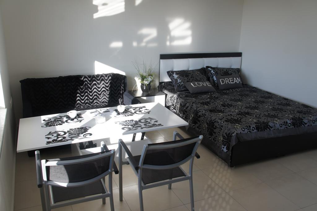 Sea View Studio In Orion Garden Apartment Avsallar Bilik gambar