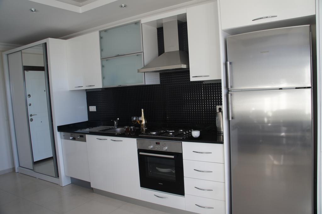 Sea View Studio In Orion Garden Apartment Avsallar Bilik gambar